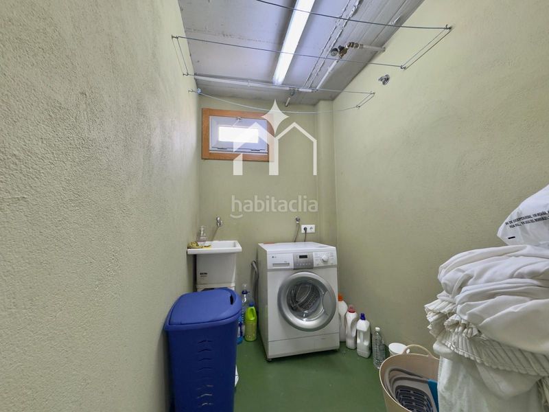 Foto c9ca3afb-baca-470a-b083-1e8a8d67f892. Xalet amb calefacció aparcament piscina a Darbo Cangas