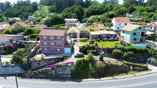 Casa  Igrexario(o)-tiran. Casa con vistas a la ría de vigo con parcela.