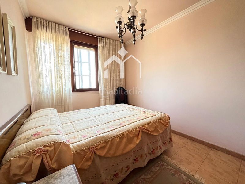 Foto 50e1dfd3-4c03-41a2-9840-d37b871de2e6. Casa amb calefacció aparcament a Moaña