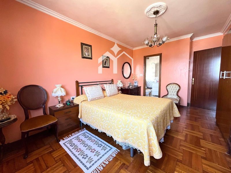 Foto f06b0af9-8a74-400c-a904-6b285a7963d2. Casa amb calefacció aparcament a Moaña