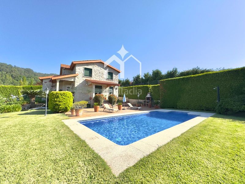 Foto 44879ad8-a9d6-4733-be74-7036f85951c8. Xalet amb aparcament piscina a Moaña