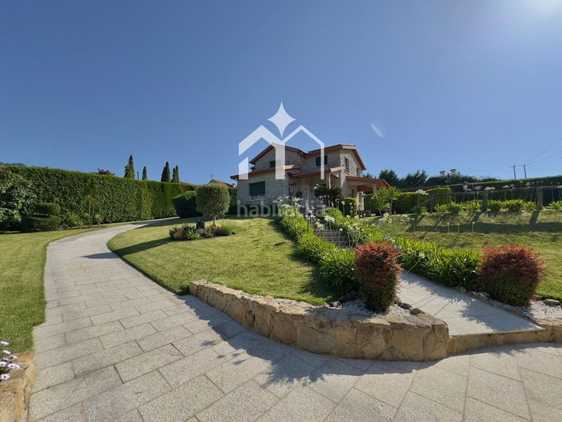 Foto ee7fa0db-4ac0-4201-aae3-b63288ba827a. Xalet amb aparcament piscina a Moaña