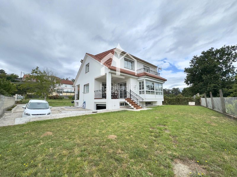 Foto 36fc30cb-3332-4496-be39-d4167bb25669. Casa amb calefacció aparcament a Moaña