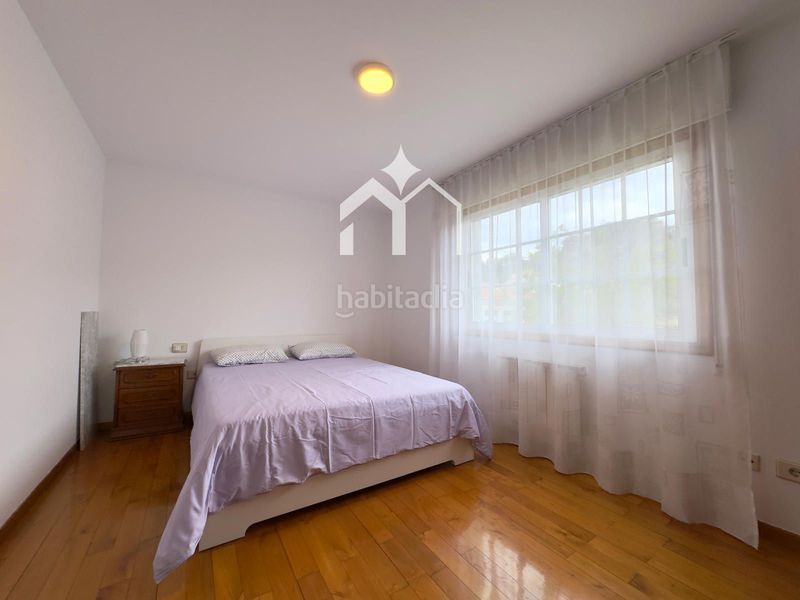 Foto 56a86271-edc1-4b34-9047-94ff696f2c07. Casa amb calefacció aparcament a Moaña