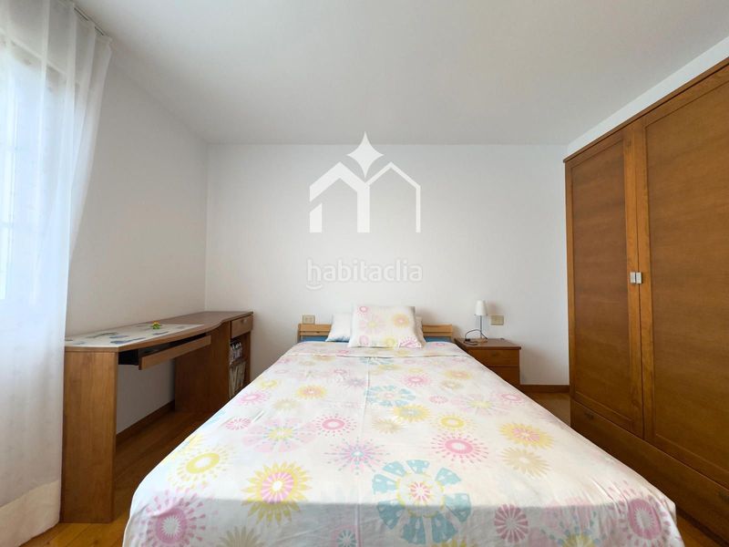 Foto 93ca3591-6bd9-4865-8211-bc962ac3a484. Casa amb calefacció aparcament a Moaña
