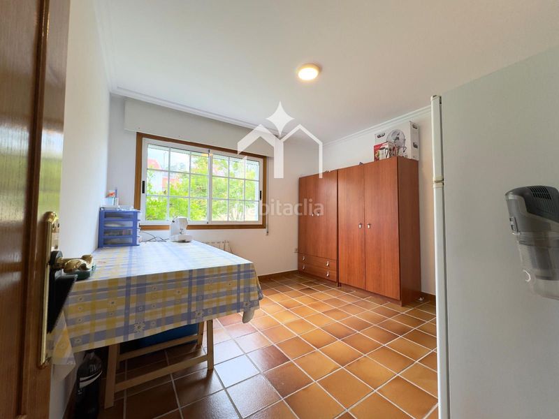 Foto af4139a7-38fc-4578-94e1-8911900a5605. Casa amb calefacció aparcament a Moaña