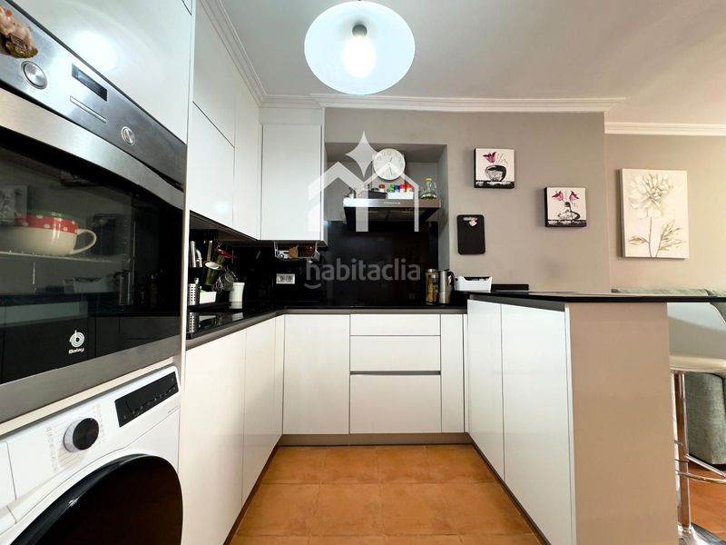 Foto 7b9d37da-7d8a-4e9f-ba0c-f2d5a4eb14b7. Apartament amb calefacció aparcament a Moaña