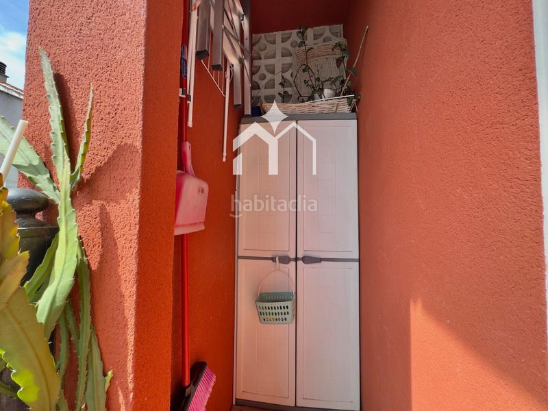 Foto 99ba8586-0001-4781-9003-f8d2505fbf4e. Apartament amb calefacció aparcament a Moaña