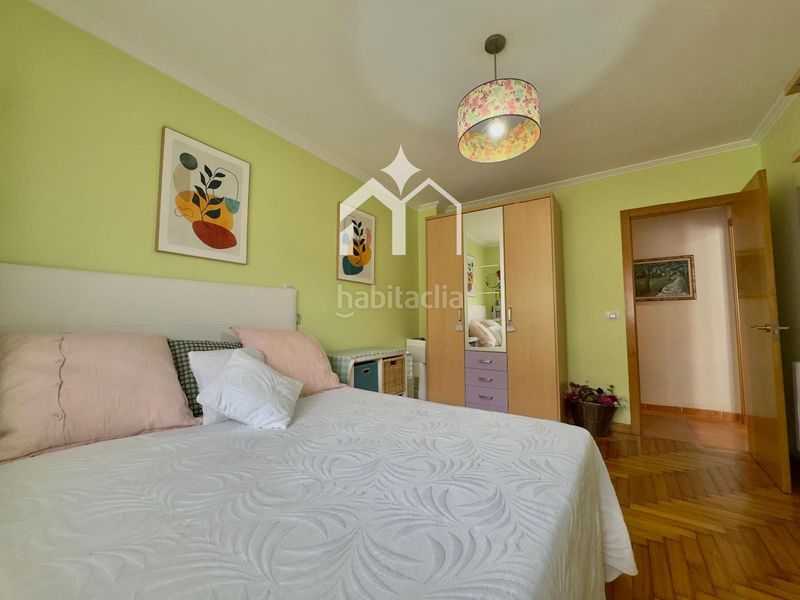 Foto d2d7465f-a759-453e-ab60-bfbcf5366e51. Apartament amb calefacció aparcament a Moaña