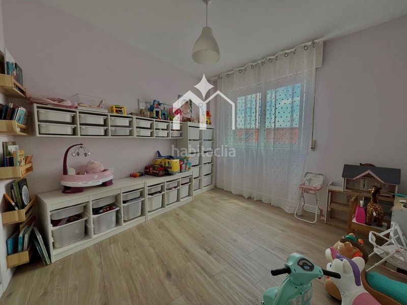 Foto 4ae99a68-7b2d-4d83-bad9-93bb16b0aeab. Duplex con riscaldamento in Moaña