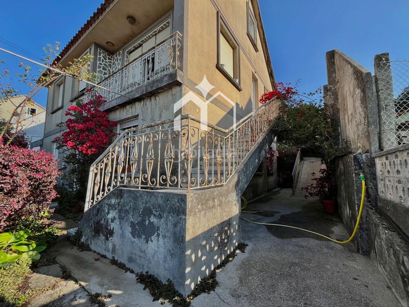 Foto 0df1ae6e-94f9-4ebd-9a13-fd55a25b742c. Casa amb calefacció aparcament a Coiro Cangas