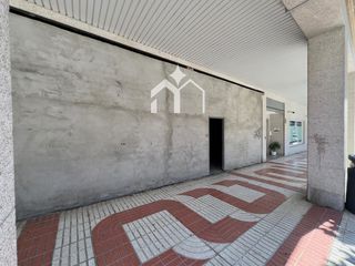 Lloguer Local Comercial  Alcalde fandiño. Local comercial lóbrego en moaña con 122 m