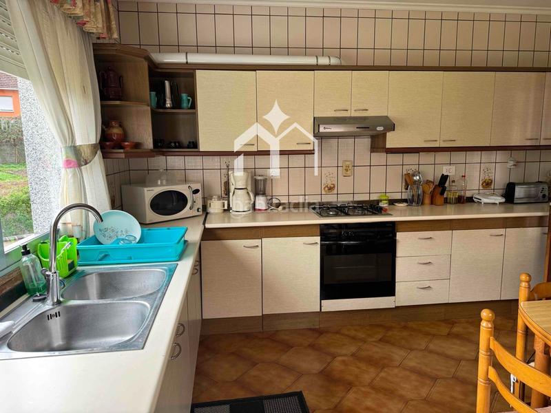 Foto 04de0b4a-a1a2-40dc-a490-2691b1453a92. Chalet con riscaldamento parcheggio in Moaña