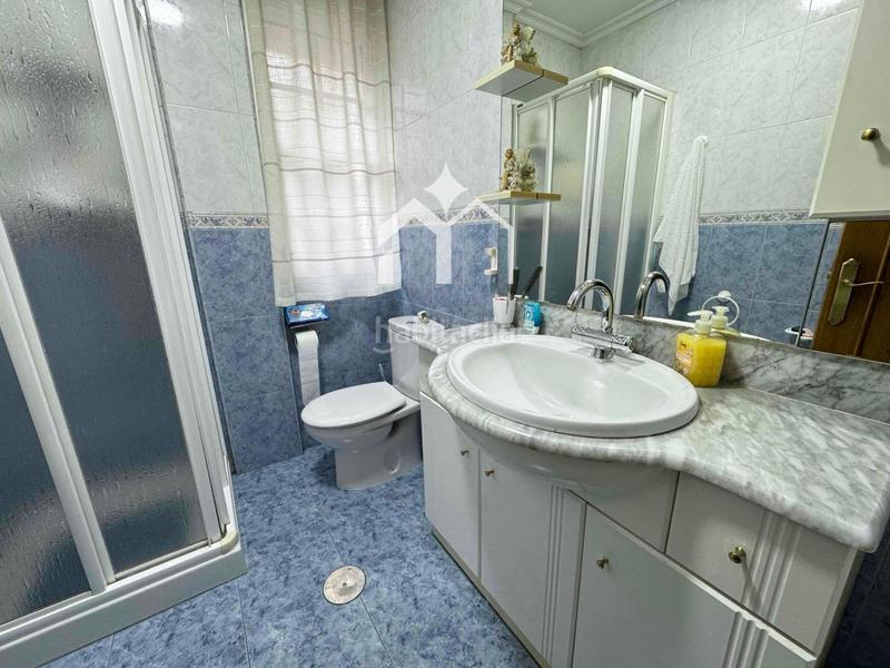 Foto 84e7467e-828c-4c1e-b7ee-508dfbe740ee. Chalet con riscaldamento parcheggio in Moaña