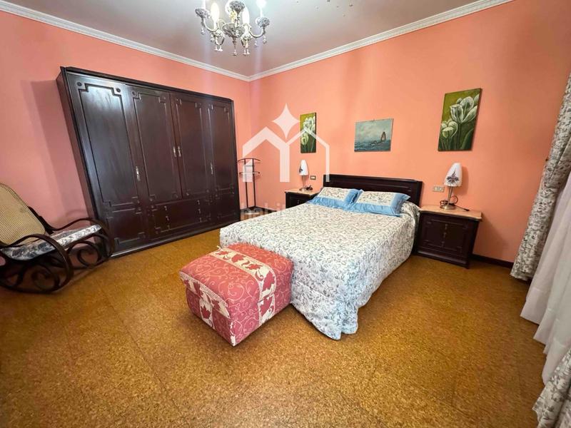 Foto 8edfd543-fa16-4a37-90c2-a9d77aed8303. Chalet con riscaldamento parcheggio in Moaña