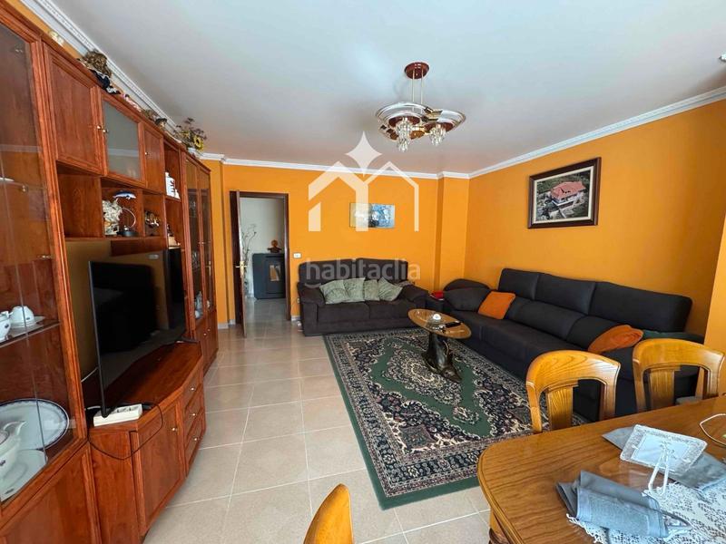 Foto 8fb27b09-998f-4eff-88fd-21087f67937b. Chalet mit heizung parking in Moaña