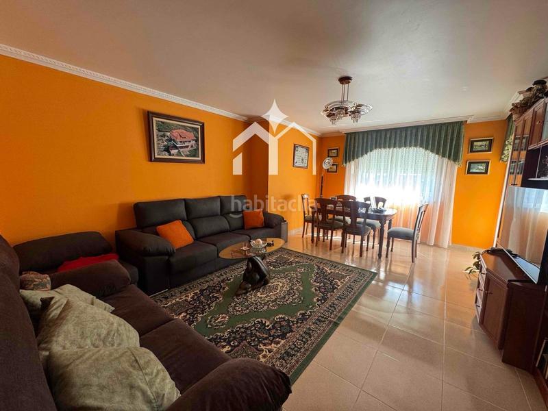 Foto a1470953-6b19-4e8e-9bd6-1c337ff69810. Chalet mit heizung parking in Moaña