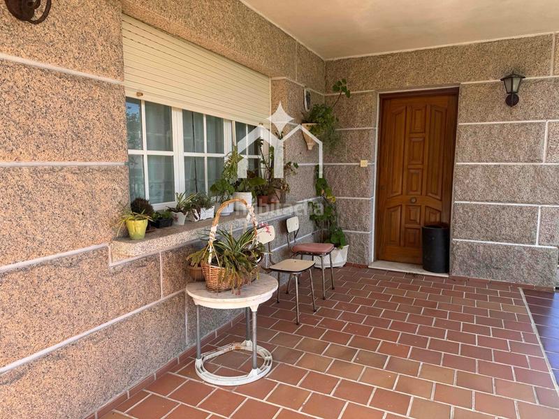 Foto 133d0d5d-4f07-4425-9b98-a840c75fae89. Chalet precioso chalet piedra con piscina, , Darbo en Cangas