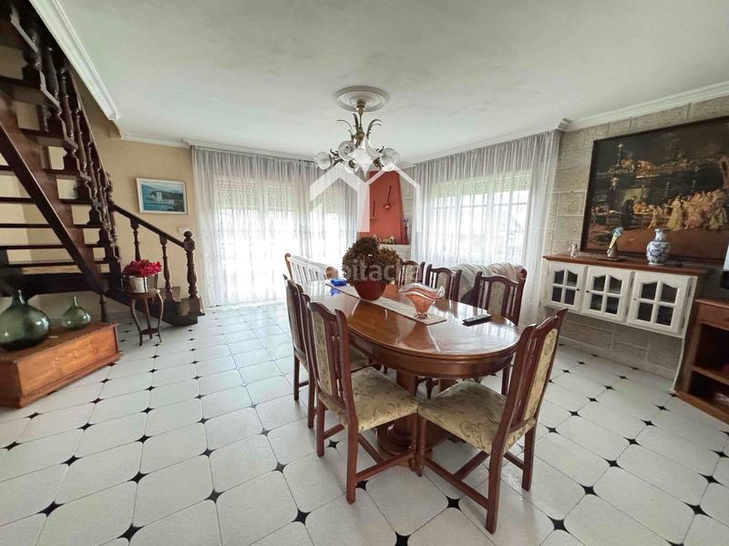 Foto 3698cc5f-b98b-4fbc-bab3-bda6a2a21a85. Chalet precioso chalet piedra con piscina, , Darbo en Cangas