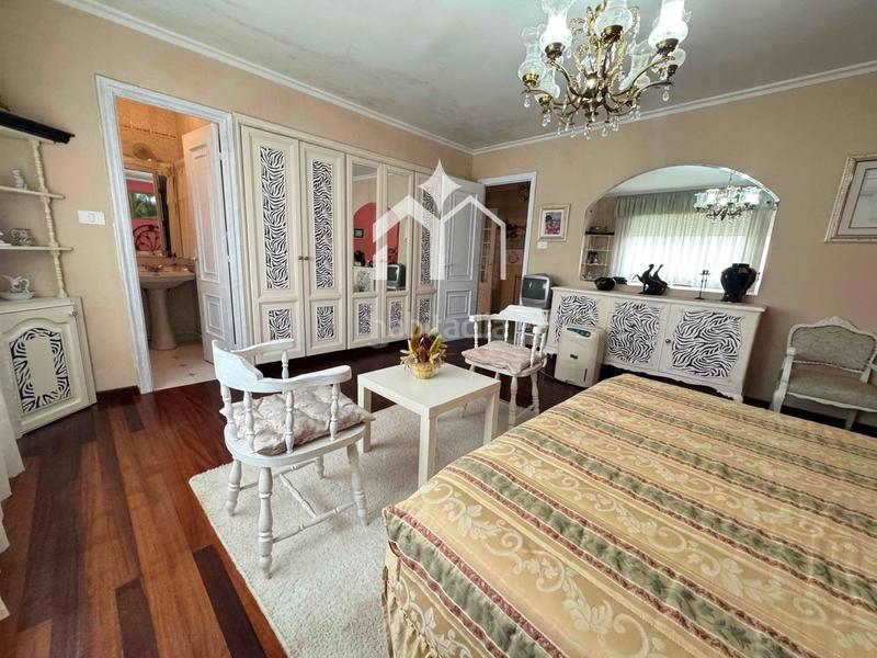 Foto 777e9554-e75b-4478-9883-ffc126e39aab. Chalet precioso chalet piedra con piscina, , Darbo en Cangas