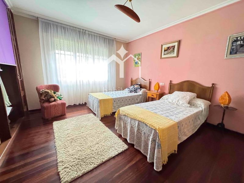 Foto ccdfd20b-0fd4-4457-93d1-bb6ac7244fea. Chalet precioso chalet piedra con piscina, , Darbo en Cangas