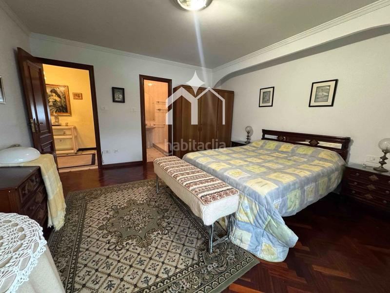 Foto d3151ef8-1079-4340-80da-e4b27595f051. Chalet precioso chalet piedra con piscina, , Darbo en Cangas