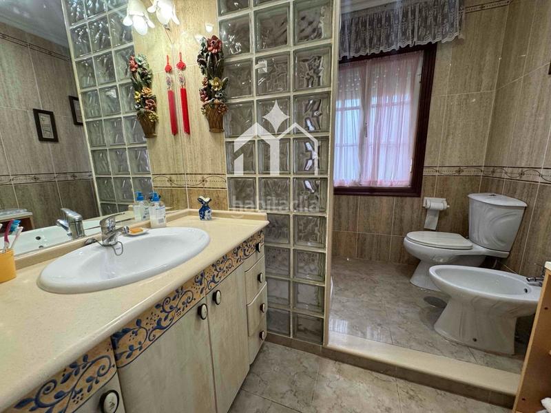 Foto fad9ee46-b680-4314-ade1-ca6a59581af4. Chalet precioso chalet piedra con piscina, , Darbo en Cangas