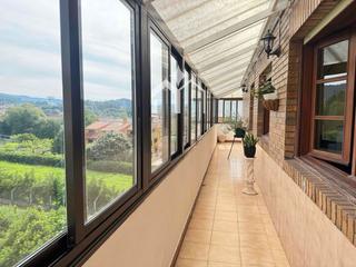 Àtic a Darbo. Amplio piso con terraza y vistas despejadas, cangas