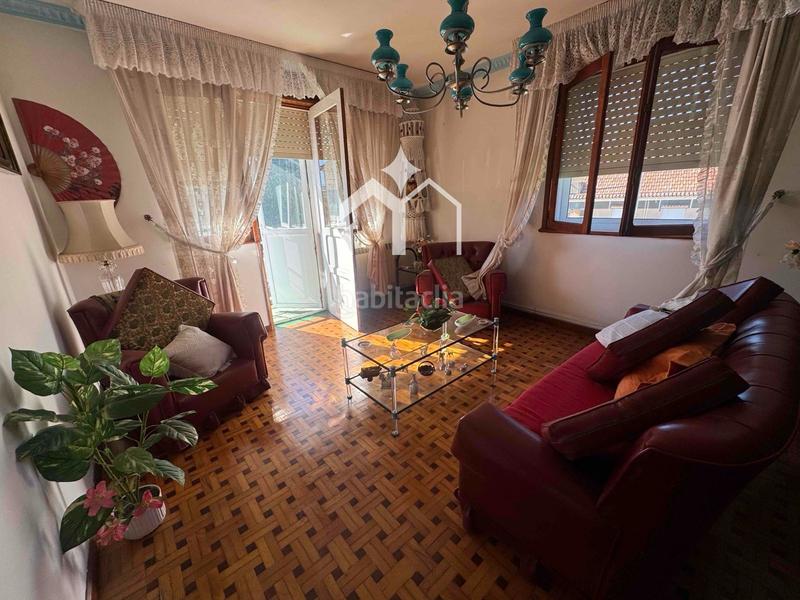 Foto 112226ee-0f1d-490f-8d55-d78d30387bb9. Chalet mit parking in Darbo Cangas