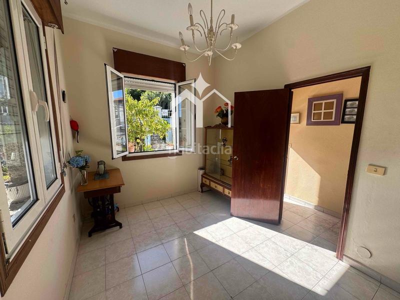 Foto c0bf42ae-f2de-4d38-8ba4-2ca9cdb49484. Chalet mit parking in Darbo Cangas