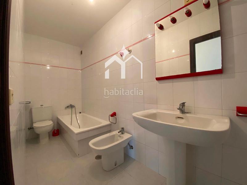 Foto 1691da54-19da-4506-91be-a69761e1e479. Casa con riscaldamento in Moaña