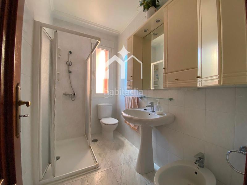 Foto 2f493f43-747a-4220-8fd2-422b39cb2797. Casa con riscaldamento in Moaña