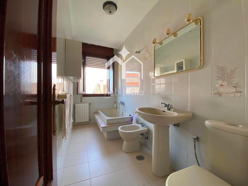 Foto 4366e115-40b7-432c-8b7f-12743cd2d4e2. Casa con riscaldamento in Moaña