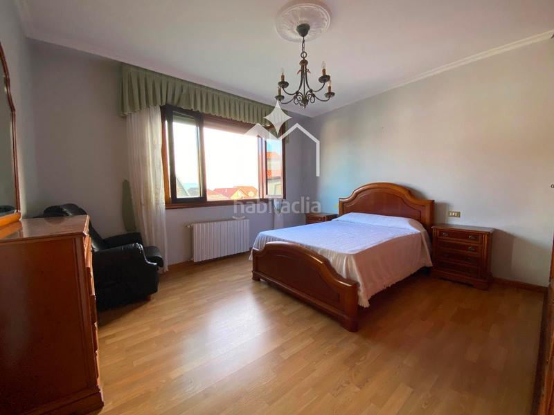 Foto 5ae80ebb-5cff-49d3-9fa2-ad057c68c0e7. Casa con riscaldamento in Moaña