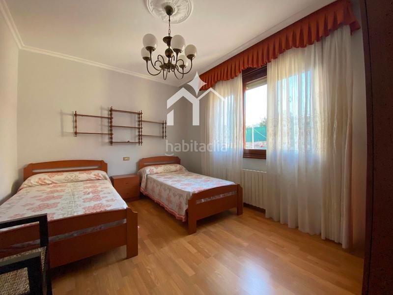 Foto 73578138-6928-4f29-b940-b129b396ac26. Casa con riscaldamento in Moaña