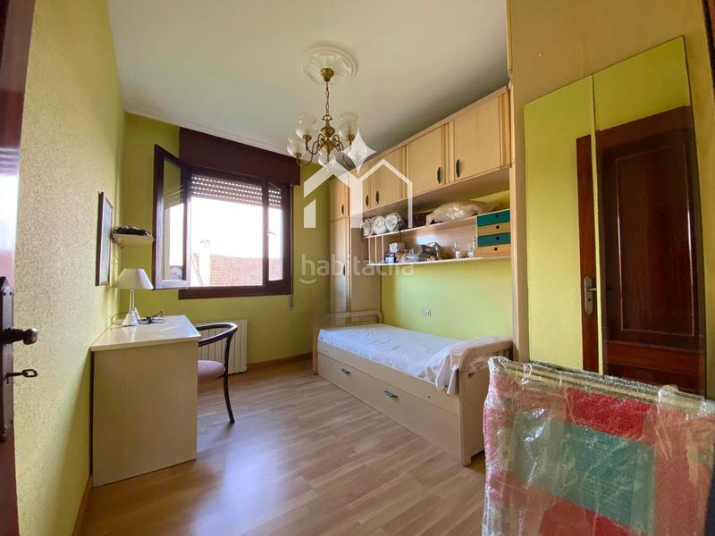 Foto 9f53a5d3-3823-4ef8-87fc-66d3ef7afd78. Casa con riscaldamento in Moaña