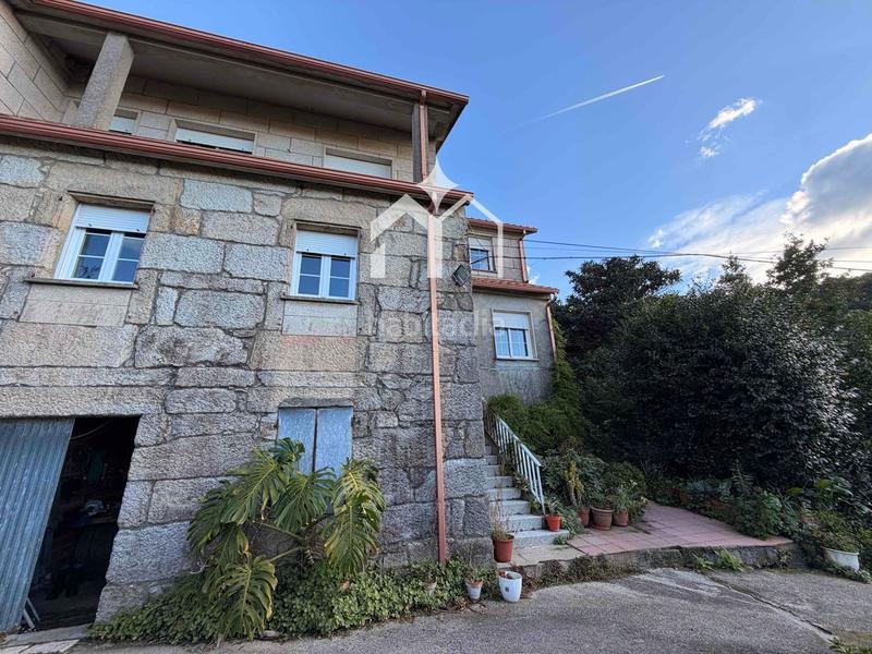 Foto 2580bc5a-d55d-489b-b280-e4a5aa9ca0e8. Chalet con riscaldamento parcheggio in Darbo Cangas