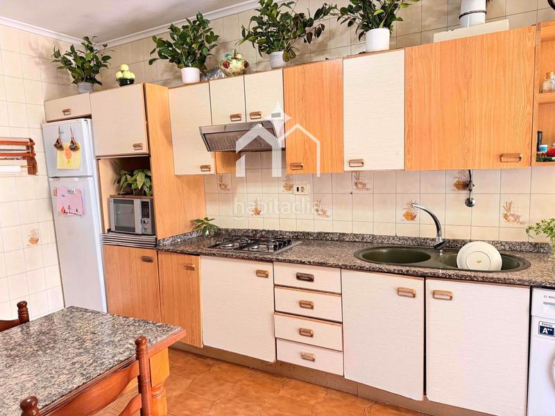 Foto 811d80c5-23d1-4a31-a8c3-acdda3cd7e77. Chalet con riscaldamento parcheggio in Darbo Cangas