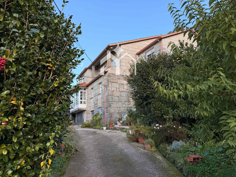 Foto bd9bbccf-0ab8-44a9-9bd6-d8fe5ad97ac8. Chalet con riscaldamento parcheggio in Darbo Cangas