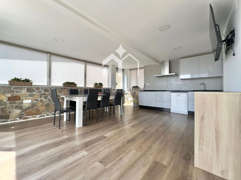 Foto 14574306-4274-4d09-80b4-7df607e42945. Xalet amb calefacció aparcament piscina a Moaña