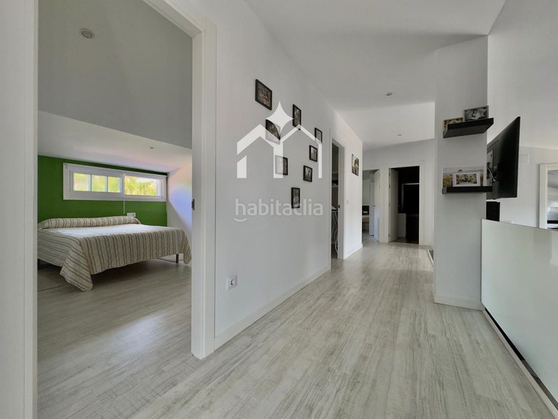 Foto 16e7ead9-ce50-4263-bdb6-8d322096bb96. Xalet amb calefacció aparcament piscina a Moaña