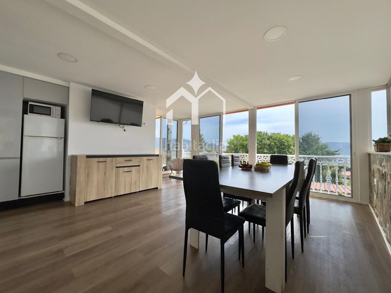 Foto 26d2aa76-b4b8-47d2-ba05-24e676ac6457. Xalet amb calefacció aparcament piscina a Moaña