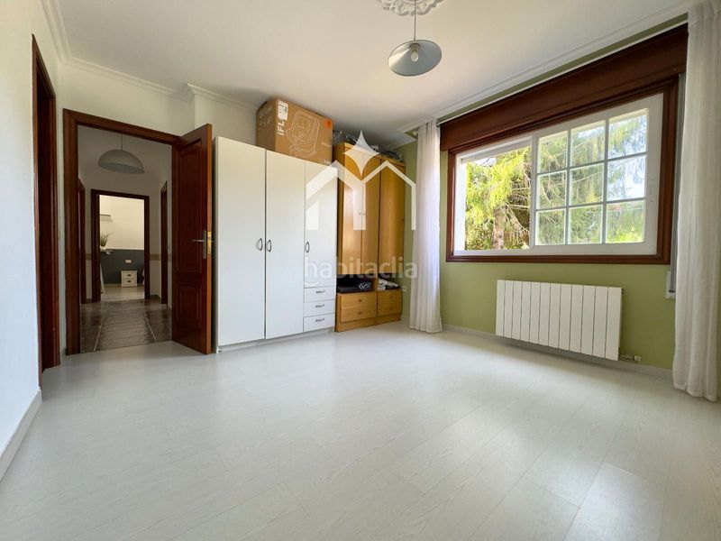 Foto 4d31922e-0a02-4006-b6a2-5030cebe604b. Xalet amb calefacció aparcament piscina a Moaña