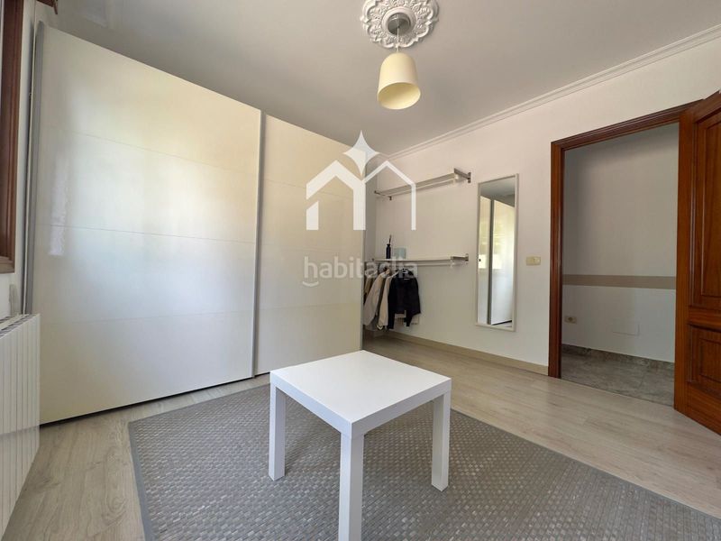 Foto 4fe70909-6484-450f-91d7-4a4e65a81715. Xalet amb calefacció aparcament piscina a Moaña