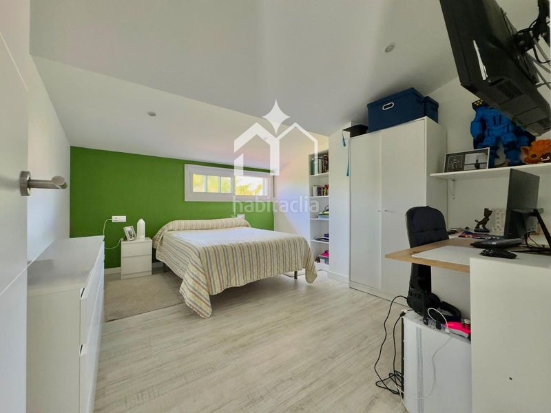 Foto 7624f410-f8ca-4bb7-8494-f19671b138e8. Xalet amb calefacció aparcament piscina a Moaña