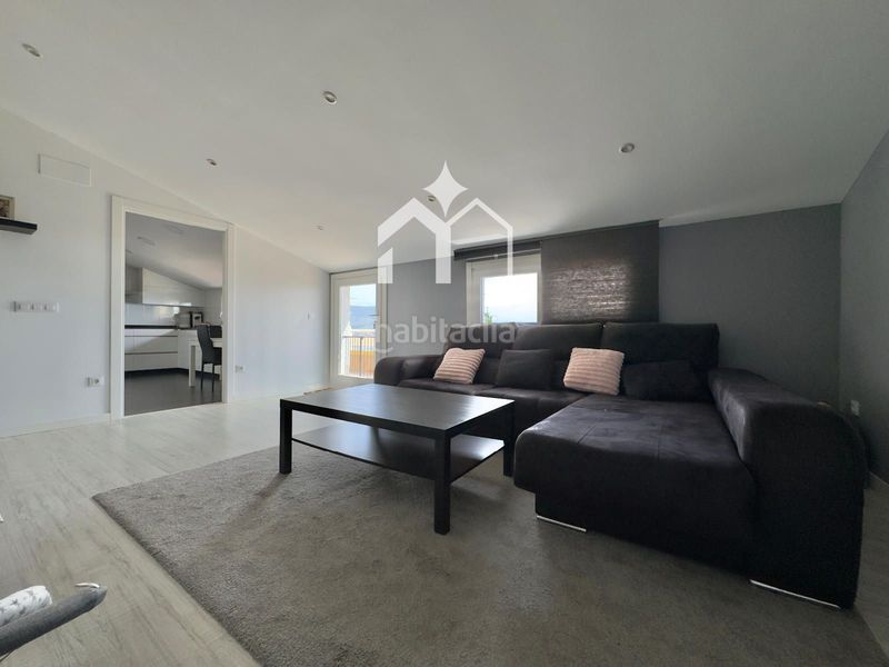 Foto 89026693-83a9-4e16-964e-5c9894be85e8. Xalet amb calefacció aparcament piscina a Moaña