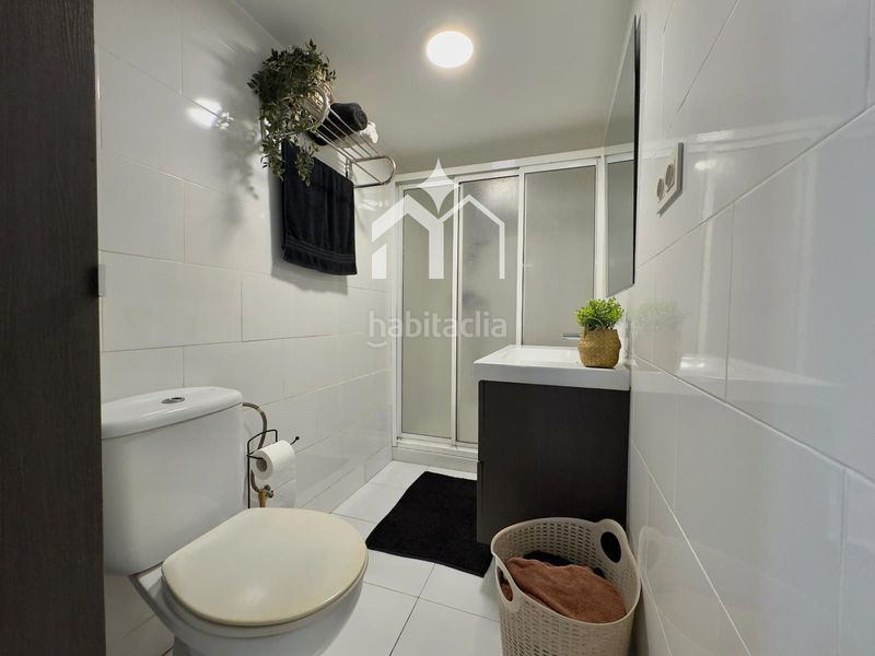 Foto 96d0b353-70a7-41a3-a450-27b82a6228e1. Xalet amb calefacció aparcament piscina a Moaña