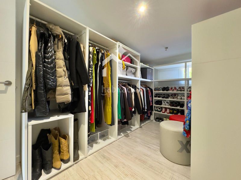 Foto 9912dc45-f331-481b-a232-a85fbf25aadd. Xalet amb calefacció aparcament piscina a Moaña