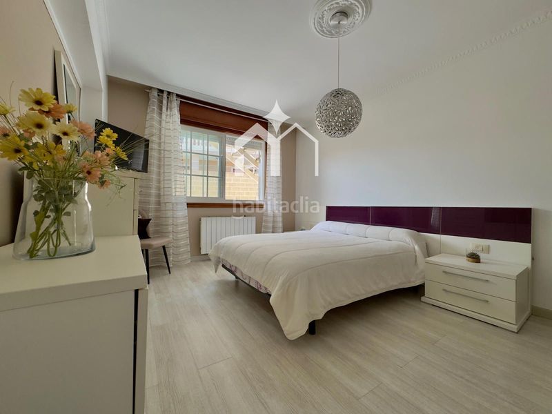 Foto da3a1445-842e-4313-bc53-69ea1d9a7cd8. Xalet amb calefacció aparcament piscina a Moaña