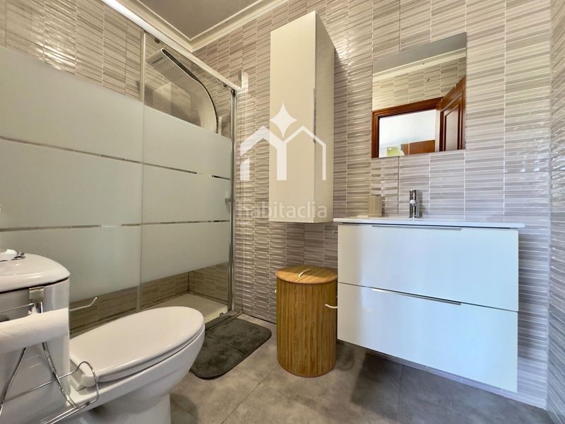 Foto da84ceee-9d63-44a6-92ec-c7d4eaee78ea. Xalet amb calefacció aparcament piscina a Moaña